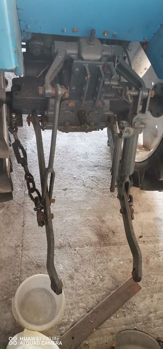 Vând tractor Mitsubishi Kumiai