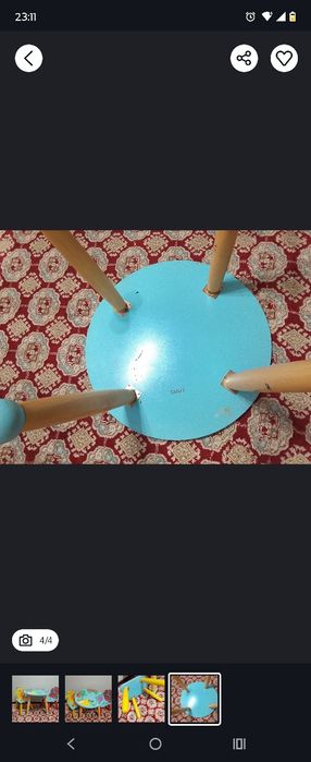 Продам детский комплект стол и стулья