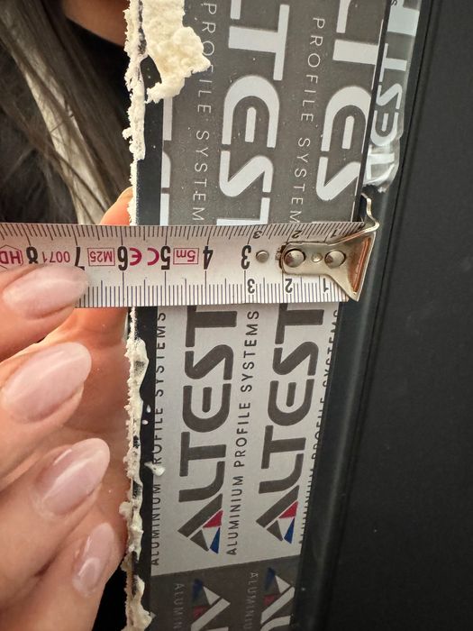 Алуминиева врата за баня