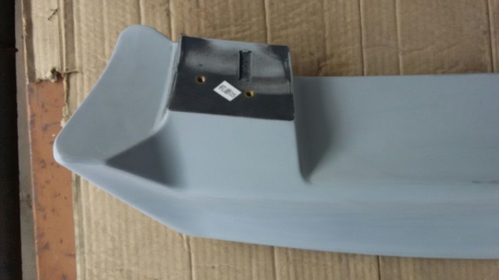 Спойлер для Prado 120.