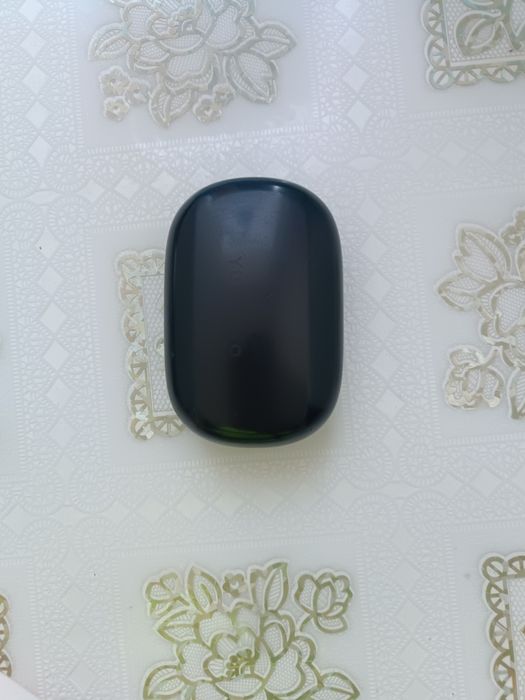 Наушники продаются