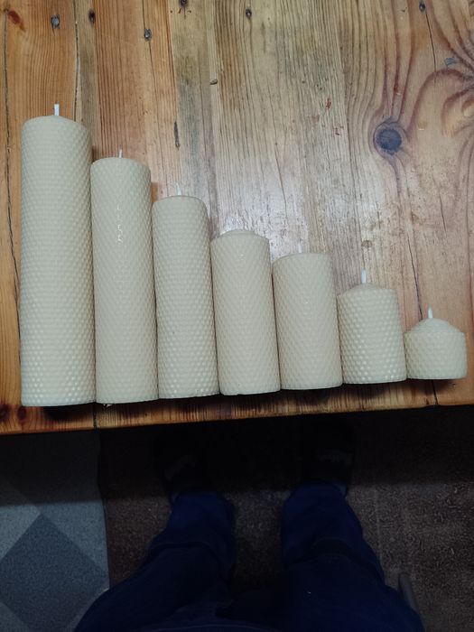 Vând lumânări ceara naturala