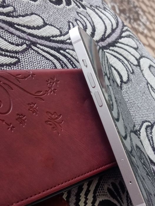 Айфон 13; 128 Gb Розовый