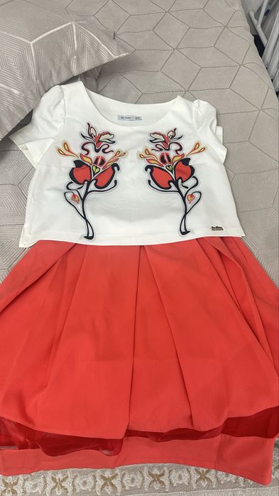 Продам платье костюм двойка