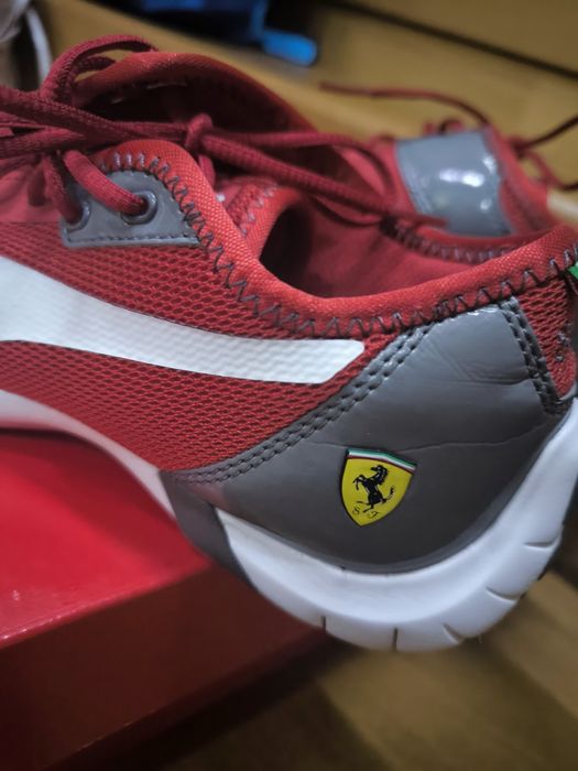 Оригинални дамски маратонки Puma Ferrari Future Cat