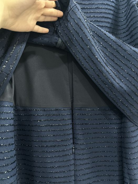 Женское вечернее платье