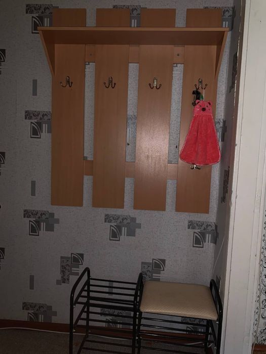 Продам прихожую срочно!