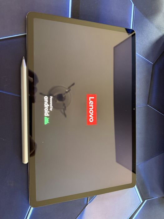 Lenovo Tab P12 (б/у в идеальном состоянии)