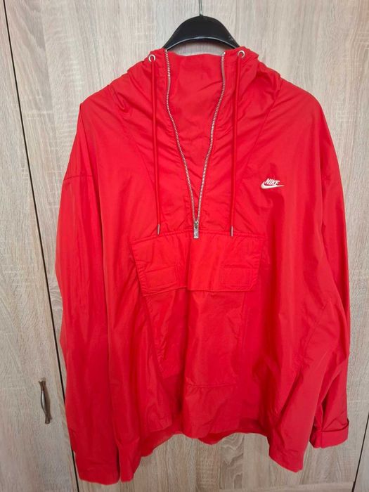 Яке тип ветровка NIKE XL