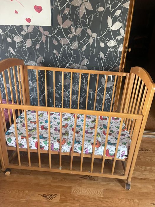 Продам манеж с матрасом