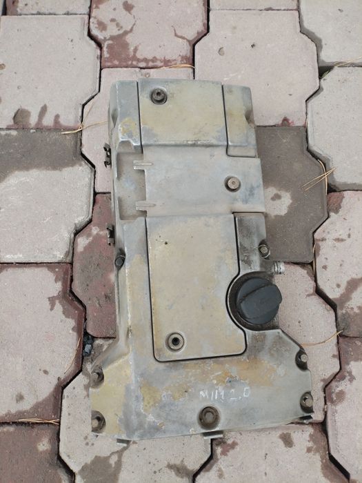 Клапанная крышка Мерседес м111