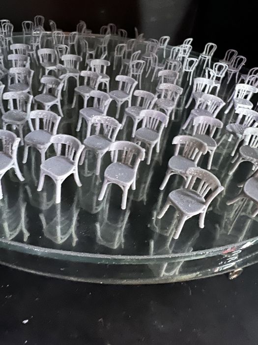 Scaune miniatura tonet  scara 1:43