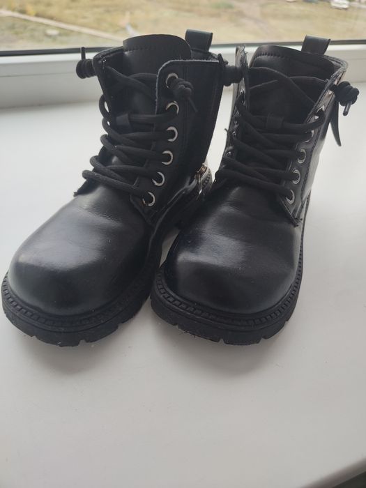 Ботинки димнесезоные 34р