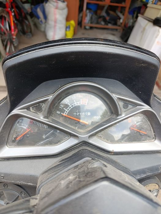 Продам скутер макси 150кубов