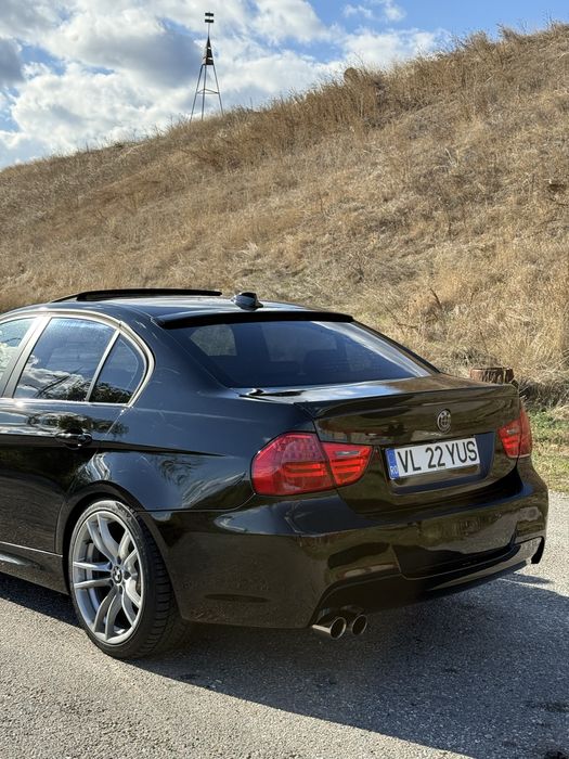 BMW Seria 3 2011 — imagine 3