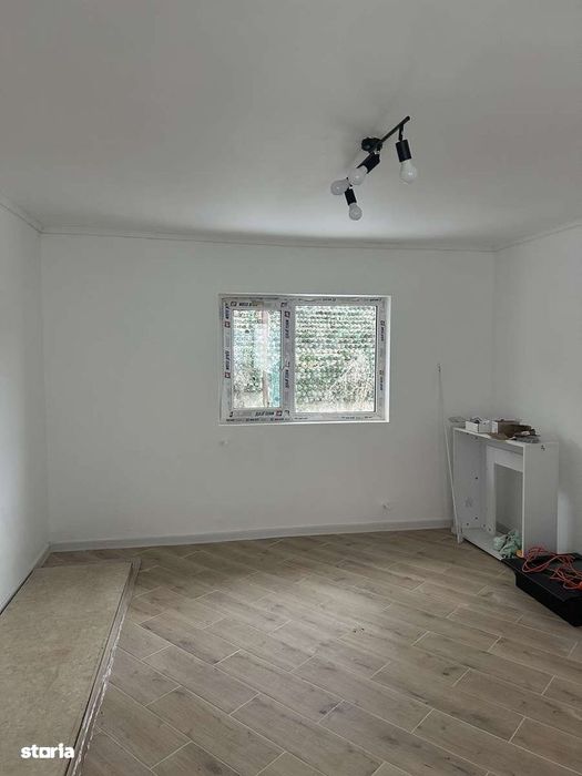 Campina - casa - 500 mp teren - 79500 Euro/Neg.