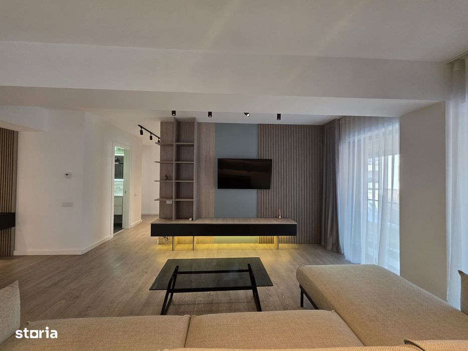 4 camere devanzare Iancu Nicolae Cambrige School parcare subterana lux