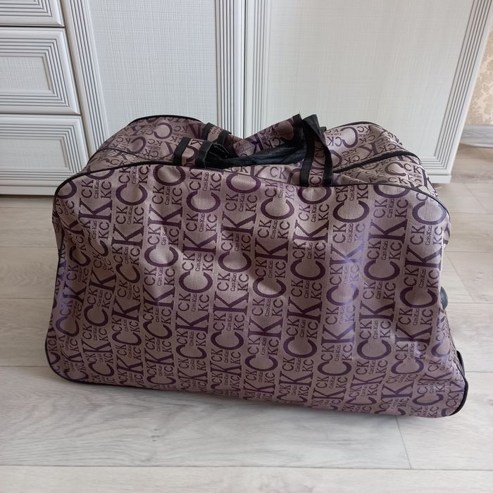 Продаю дорожную сумку.