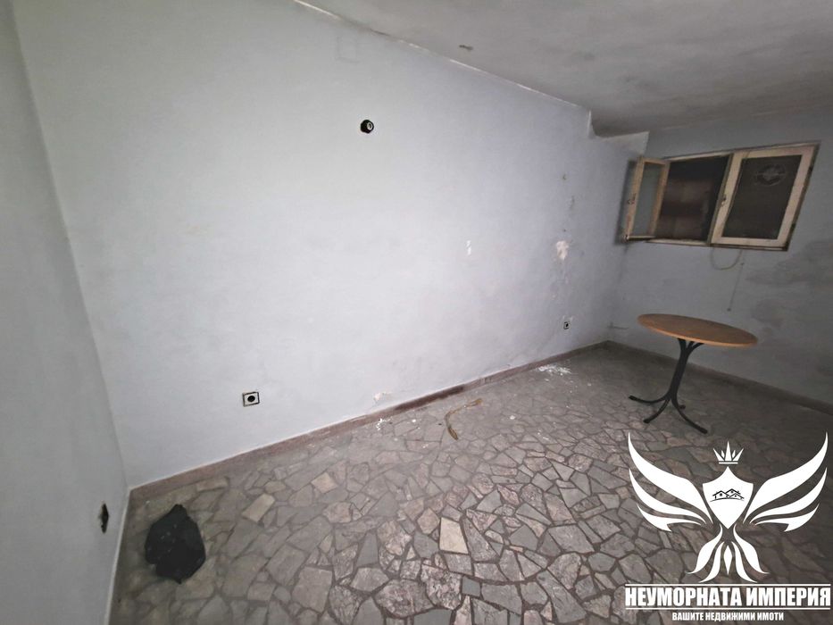 Дава се под наем Магазин в Асеновград - 376 кв.м за 300.9 € - Снимка #20
