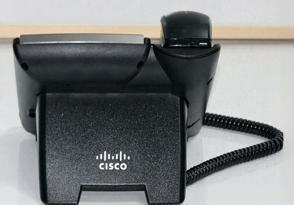 IP Телефон Cisco SPA502G