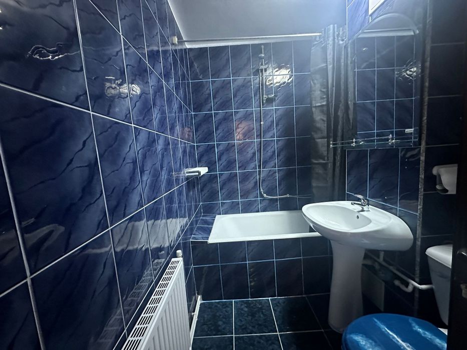 Inchiriez apartament 2 camere cochet și luminos, confort I