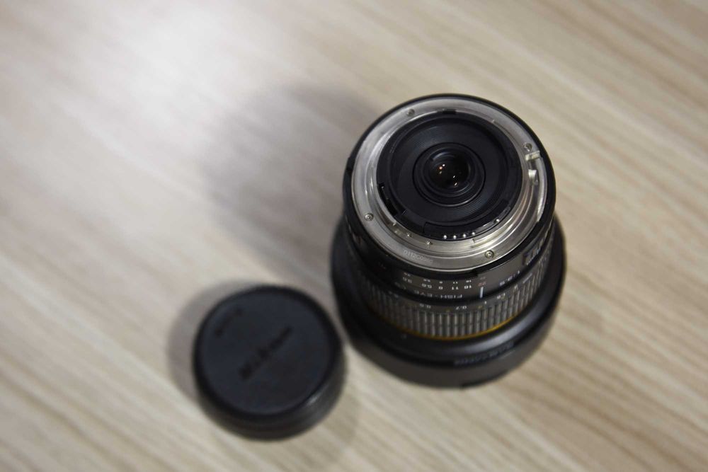 Vand Obiectiv Samyang AE 8 mm F3.5 - Nikon