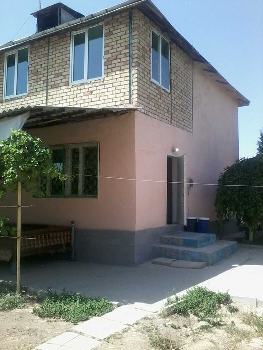 Меняю, обмен свою Большую дом-дачу 250 кв.м. 2 этажа.Участок 10 соток.