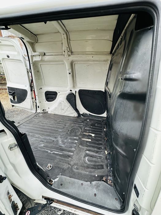 Fiat Doblo Cargo 1.3 Multijet - 75 CP | Diesel | 2007 | 319.900 km