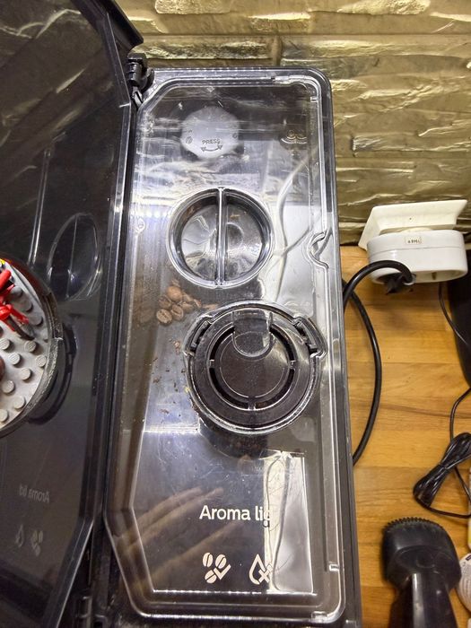 Espressor automat Gaggia Magenta Milk – Stare excelentă, accesorii originale, cumpărat Flanco