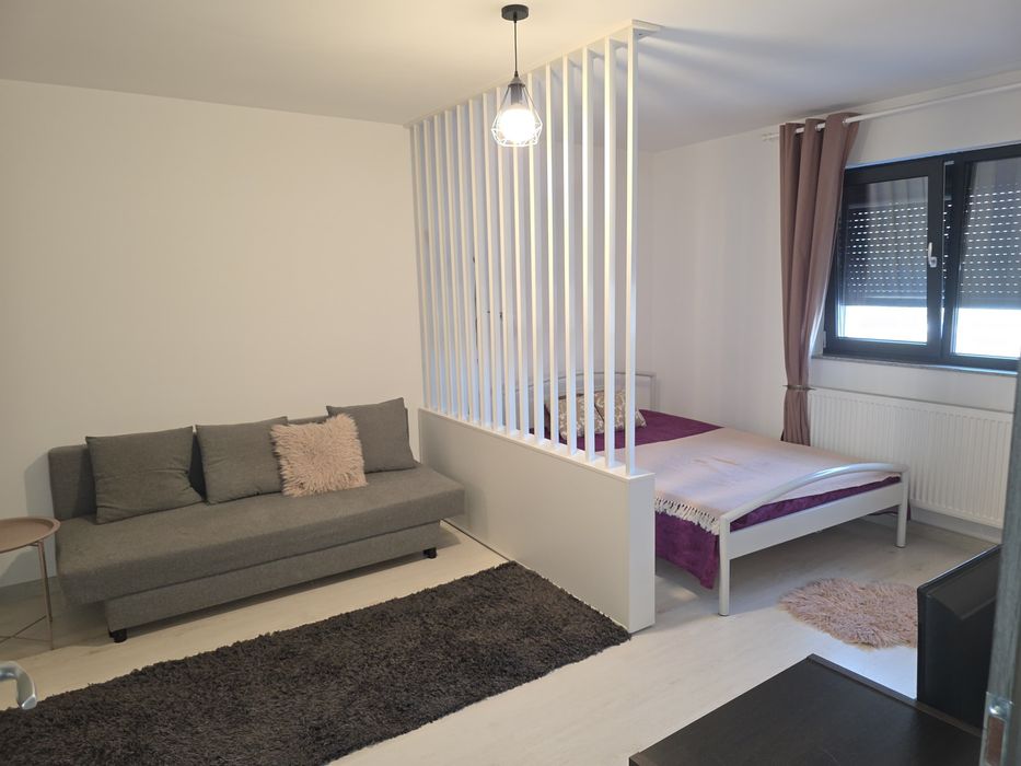 Garsoniera moderna si spatioasa in bloc nou in Balcescu Residence