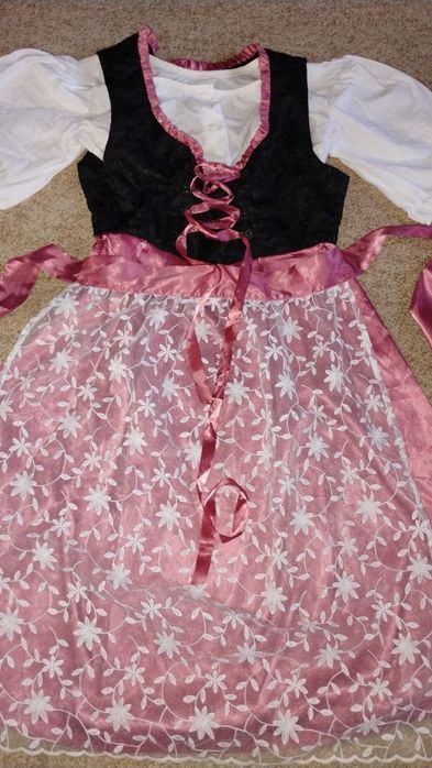 rochie Dirndl bavareza Oktoberfest