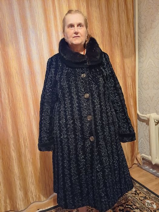 Продам пальто зимнее