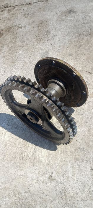 pinion troliu 16 b dublu diametru 40 cm / lant dublu 16b