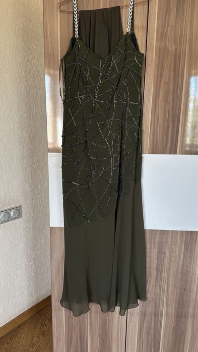 Платье новое размер 46