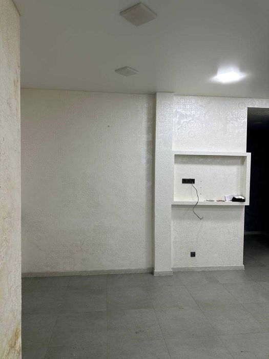 Офис 95м² в дол дороги  3/1/4 Электроаппарат, парк Фуркат. собственник