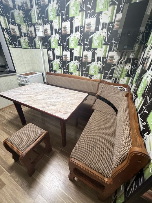 Кухонный уголок .