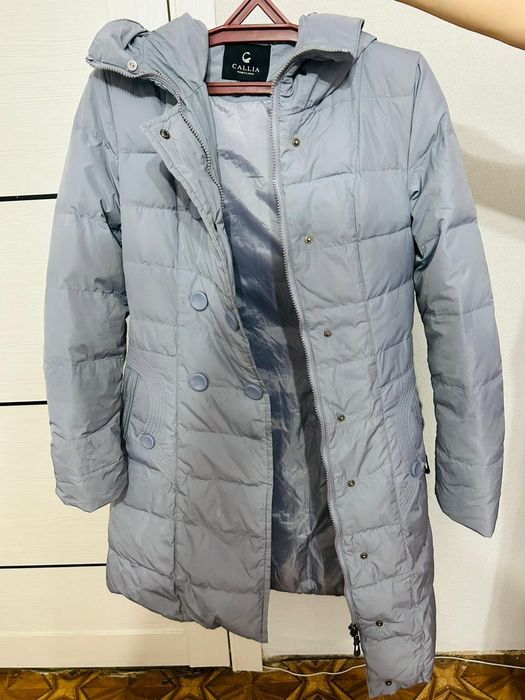 Продам лёгких пуховик весна-осень