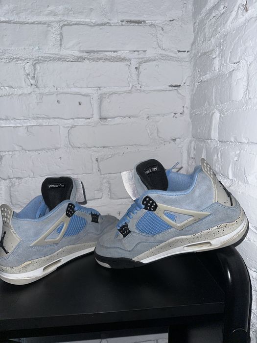 Jordan 4 Retro UNC