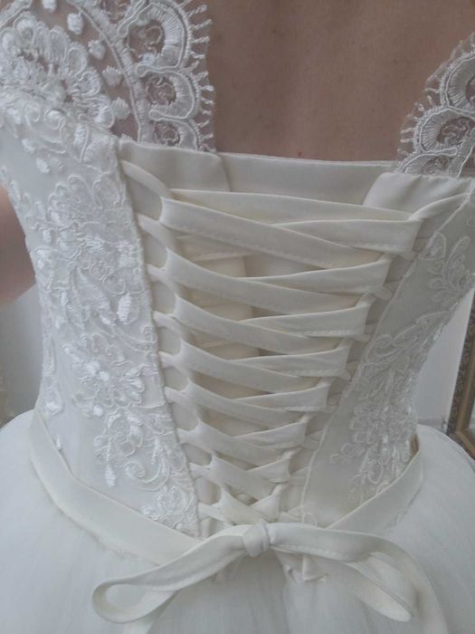 Булчинска рокля от Sofia fashion week