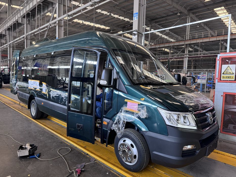 Продается новый микроавтобус EURISES Sprinter.