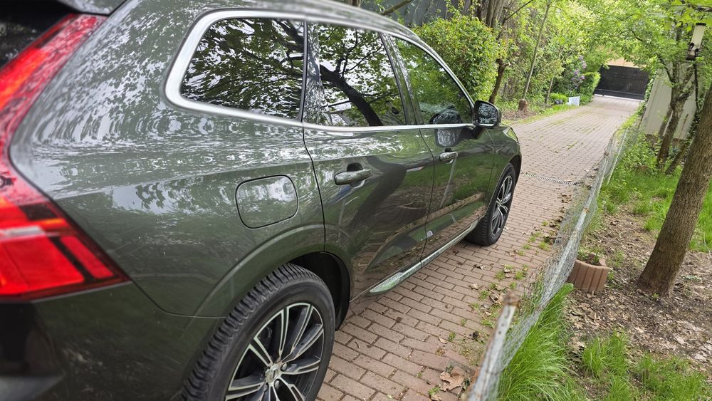 Volvo xc 60  AWD d5 235 cp