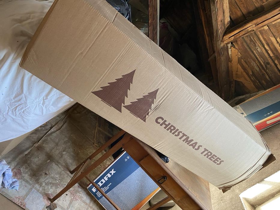 Изкуствена коледна елха 180 см – “Жилкова тъмна”