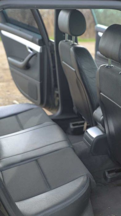 Audi A4 B6 2.5 TDI V6 S line Quattro – 180 к.с. – Автомат – 2800 €