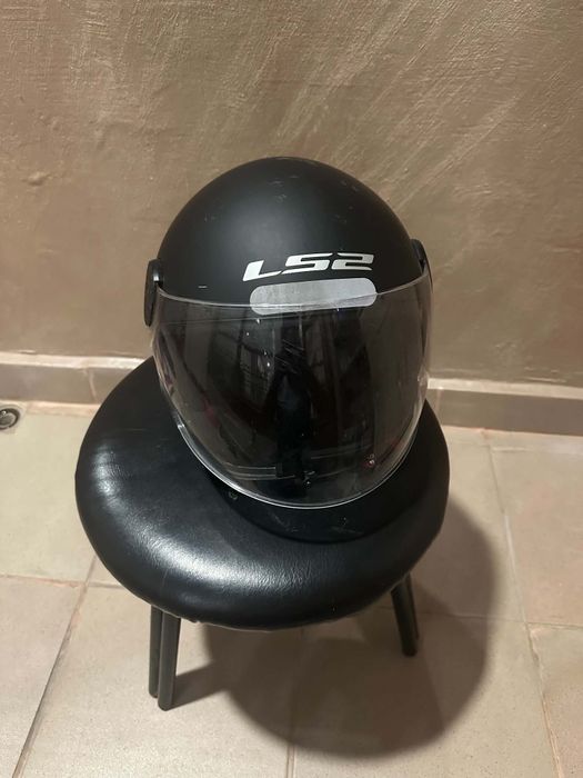 Каска LS2 отворена