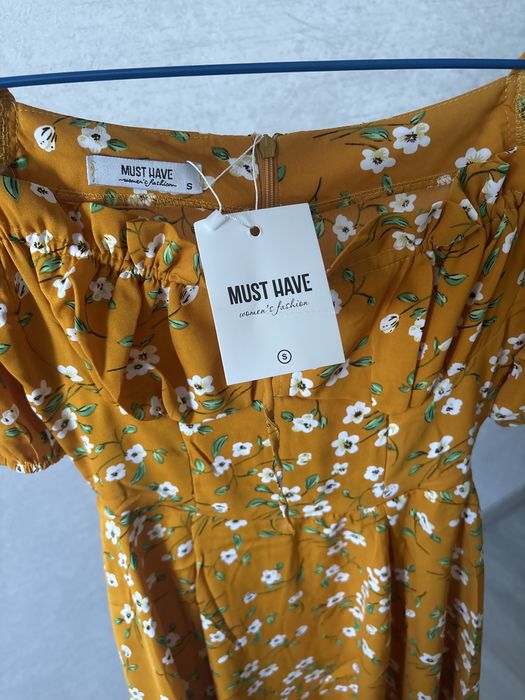 Продам новое платье летнее