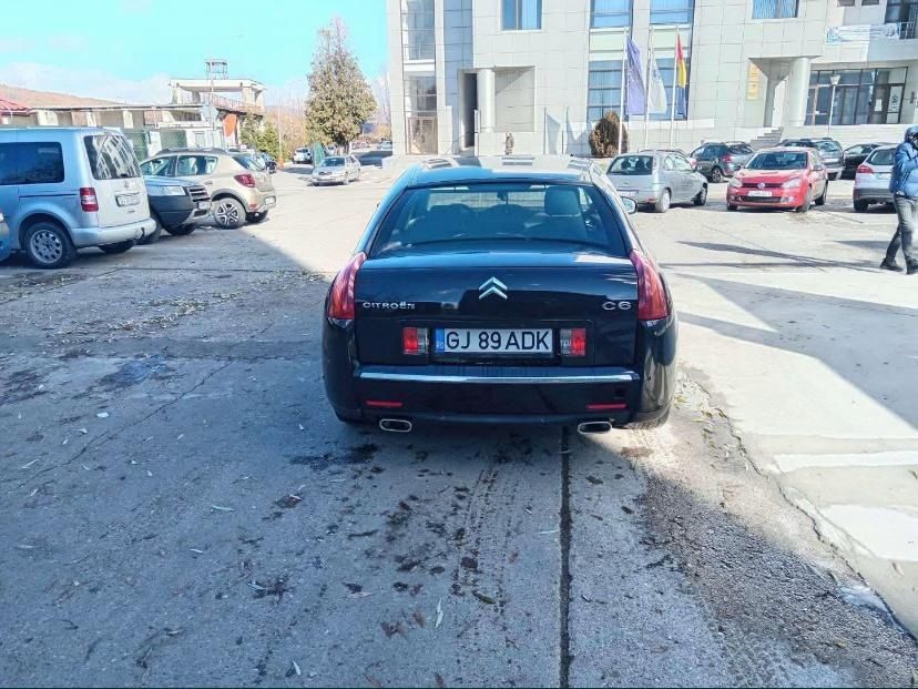 Vand  Citroen C6 sau schimb  doar cu 4x4