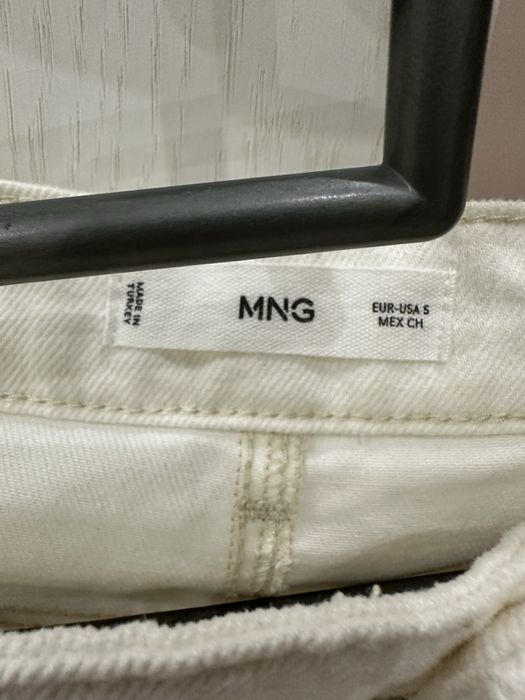 Юбка Mango джинсовая, кофта HM пушистая