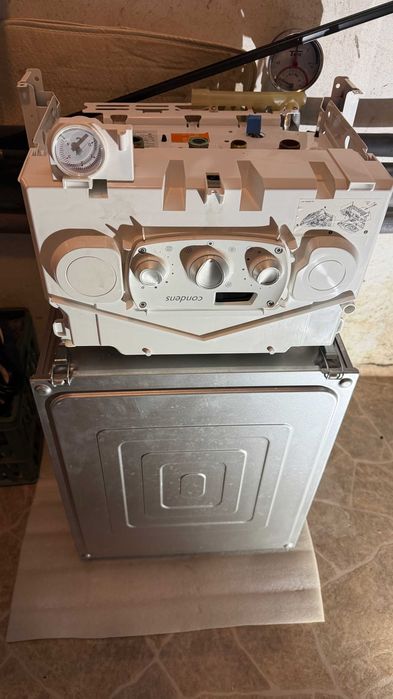 Газово котле за части Riello Residence Condens 35 KIS