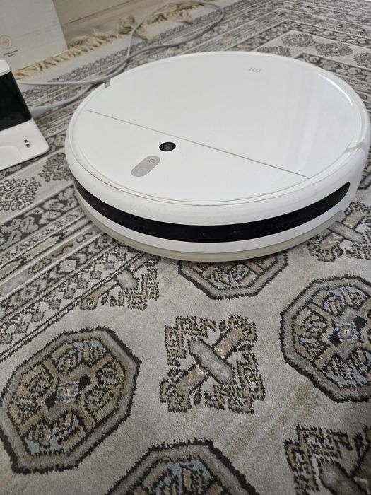 Робот пылесос Xiaomi Mi Robot Vacuum Mop