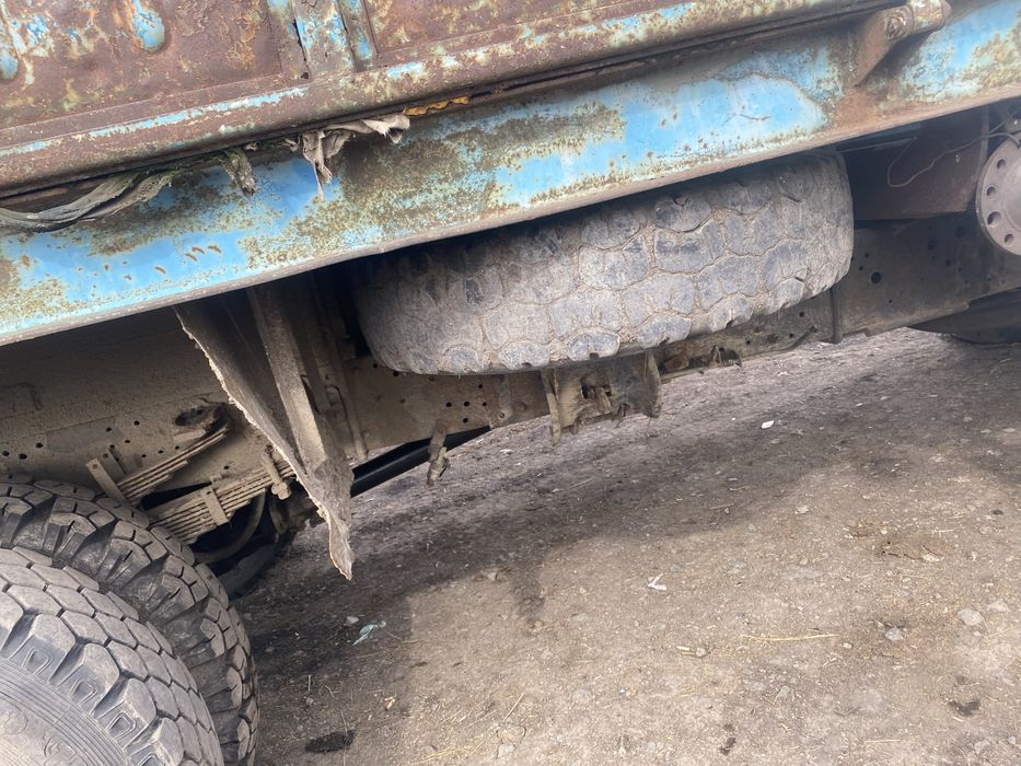 Продам два зила один на ходу